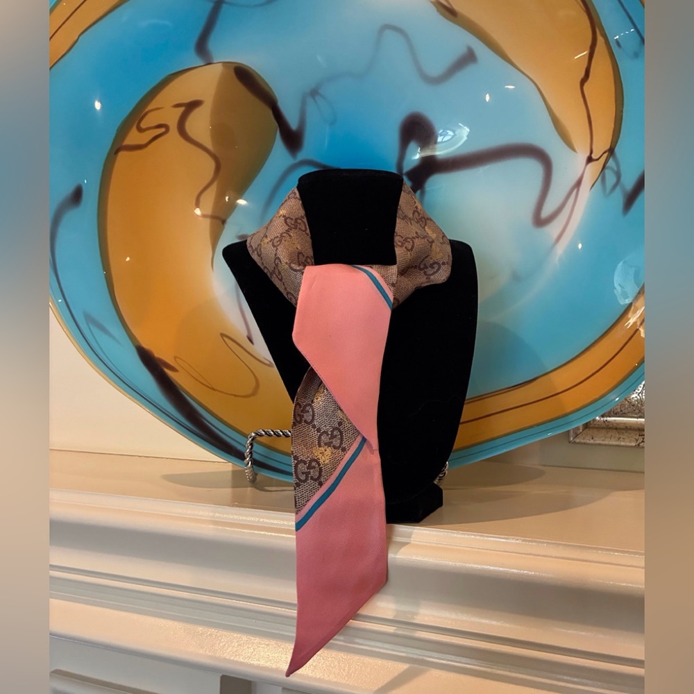 Gucci Bees Silk Skinny Tie Scarf